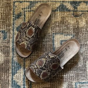 Naot Leather Slide Sandals Skylar Golden Python Size 38 US 7